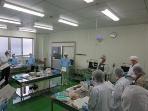 煎餅焼き機の特徴と製造方法について説明